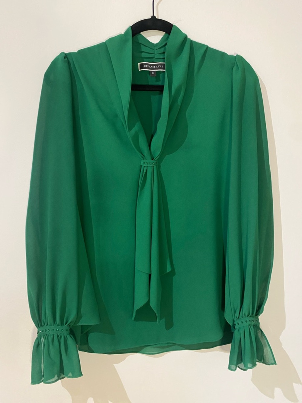 MELANIE LYNE Emerald Green Tie-Neck Blouse